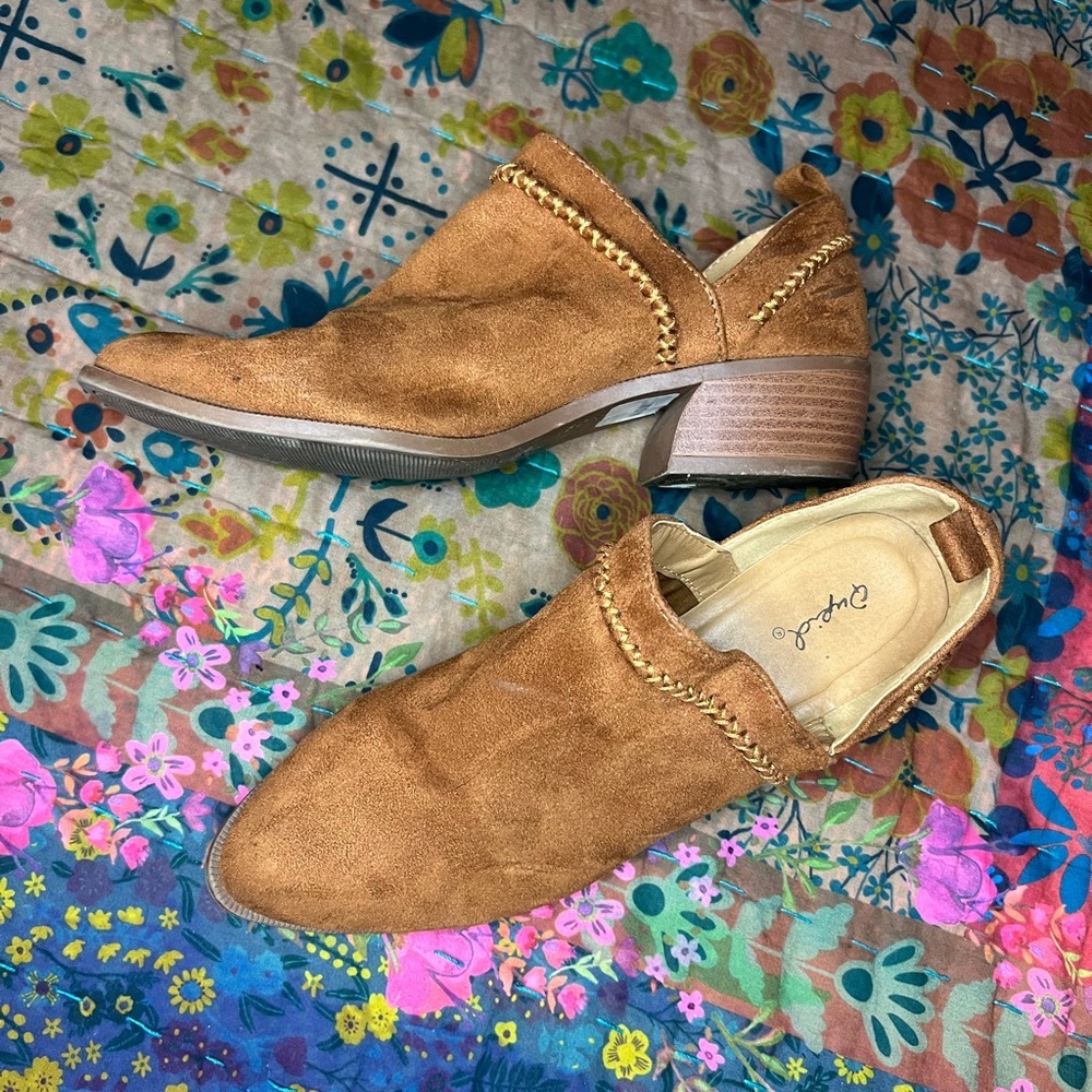 Qupid brown suede booties - Picture 3 of 5